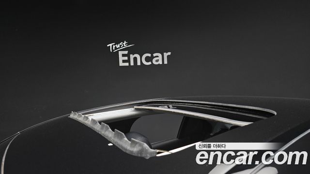 Mercedes-Benz C-Class 2017 — photo 25