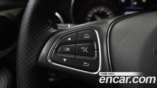Mercedes-Benz C-Class 2017 — photo 29