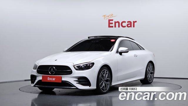 Mercedes-Benz E-Class 2022 — photo 1