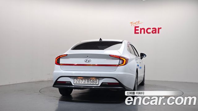 Hyundai Sonata 2023 — photo 4