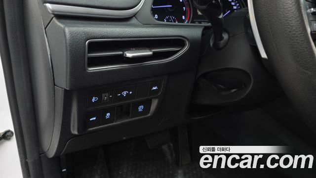 Hyundai Sonata 2023 — photo 24