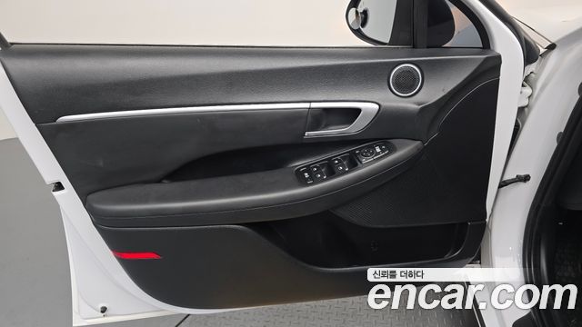 Hyundai Sonata 2023 — photo 14