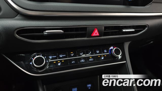 Hyundai Sonata 2023 — photo 30