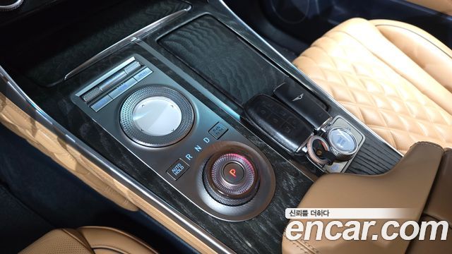 Genesis GV80 2022 — photo 12