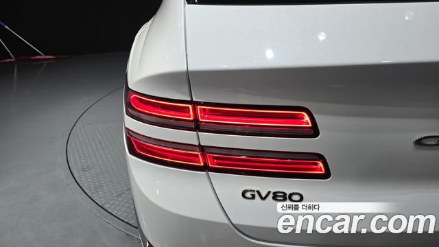 Genesis GV80 2022 — photo 9