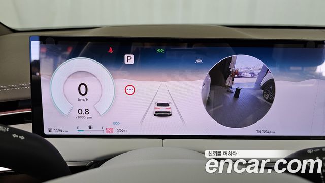 Genesis GV70 2025 — photo 11