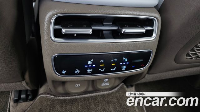 Genesis GV70 2025 — photo 25