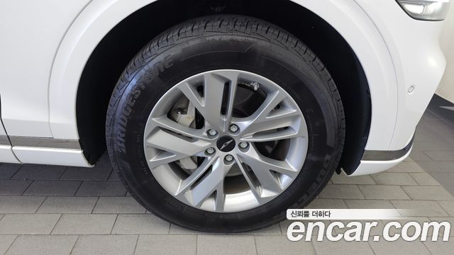 Genesis GV70 2025 — photo 7