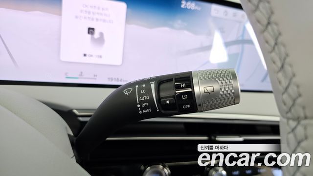 Genesis GV70 2025 — photo 29