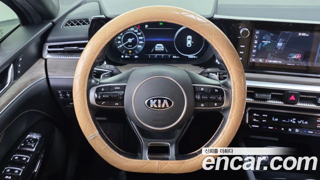 Kia K5 2021 — photo 19