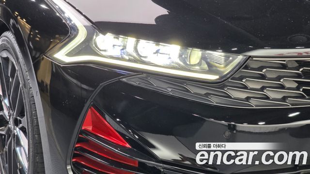Kia K5 2021 — photo 8