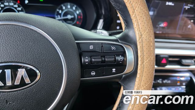 Kia K5 2021 — photo 38