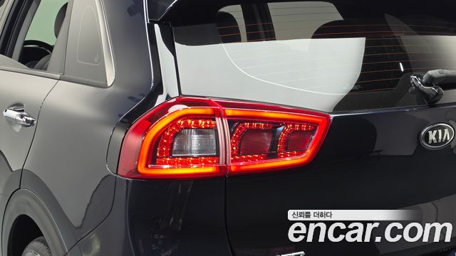 Kia Niro 2019 — photo 9