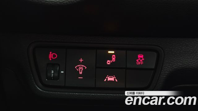 Kia K3 2019 — photo 26