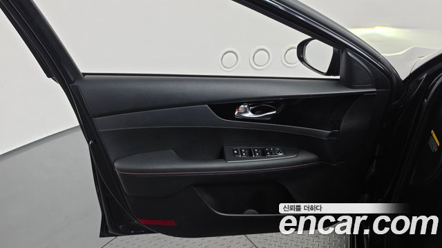 Kia K3 2019 — photo 14