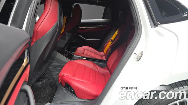 Porsche Panamera 2025 — photo 18