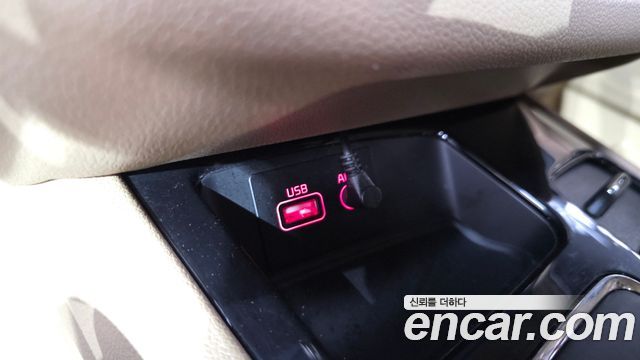 Kia Canival 2018 — photo 19