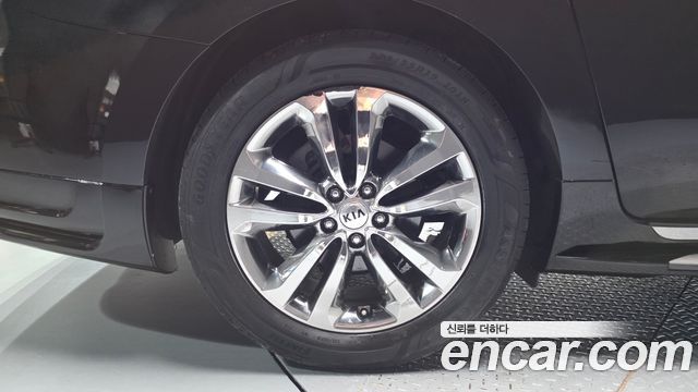 Kia Canival 2018 — photo 7