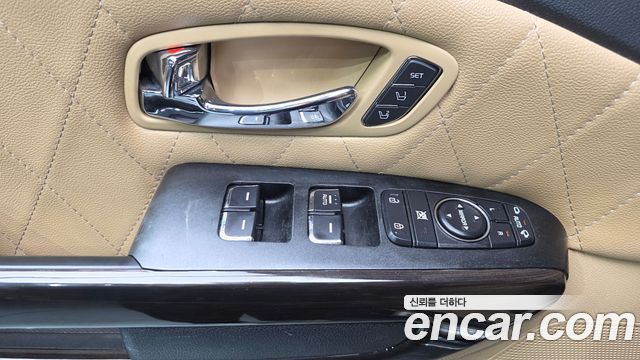 Kia Canival 2018 — photo 27