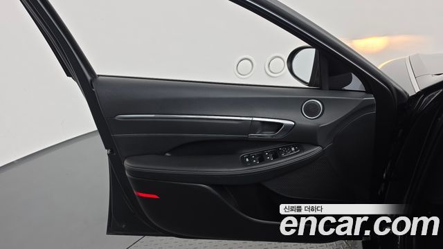 Hyundai Sonata 2023 — photo 14