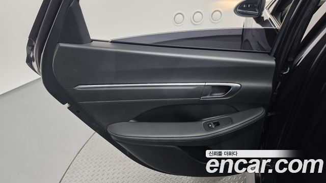 Hyundai Sonata 2023 — photo 15