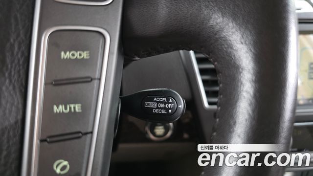 KG Mobility KORANDO 2014 — photo 17