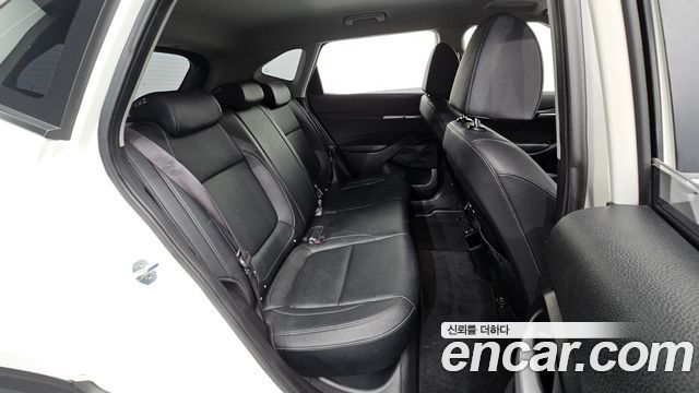 Kia Seltos 2023 — photo 17