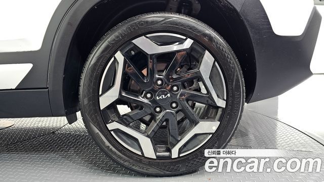 Kia Seltos 2023 — photo 7
