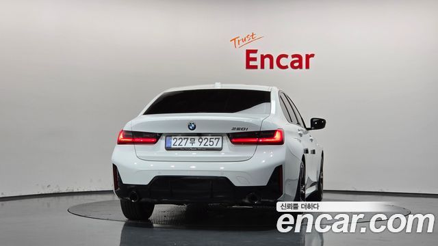BMW 3-Series 2026 — photo 4