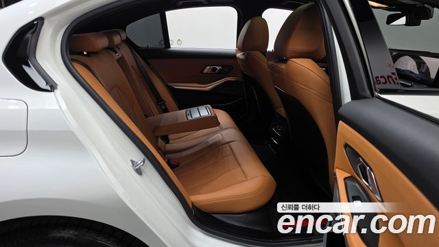 BMW 3-Series 2026 — photo 17