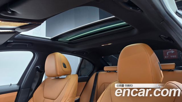 BMW 3-Series 2026 — photo 23