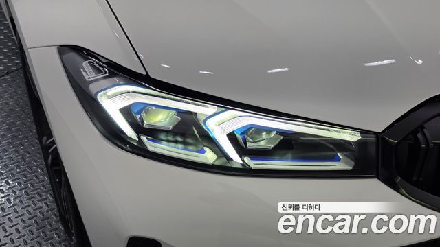 BMW 3-Series 2026 — photo 8