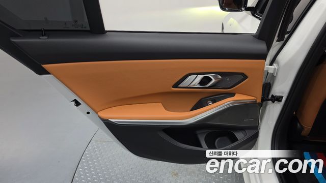 BMW 3-Series 2026 — photo 15