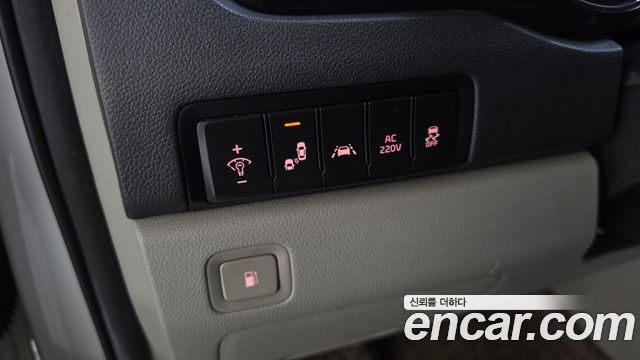 Kia Canival 2019 — photo 17
