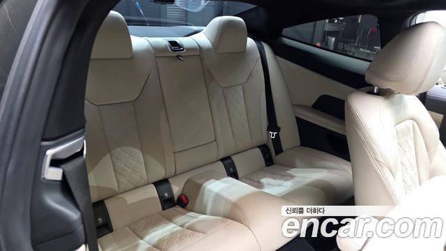 BMW 4-Series 2022 — photo 12