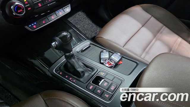 Kia Sorento 2016 — photo 9