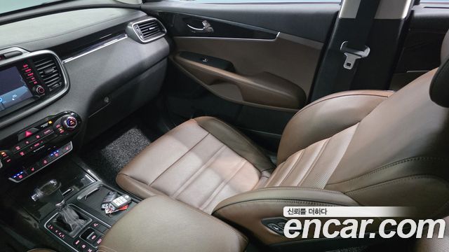 Kia Sorento 2016 — photo 12