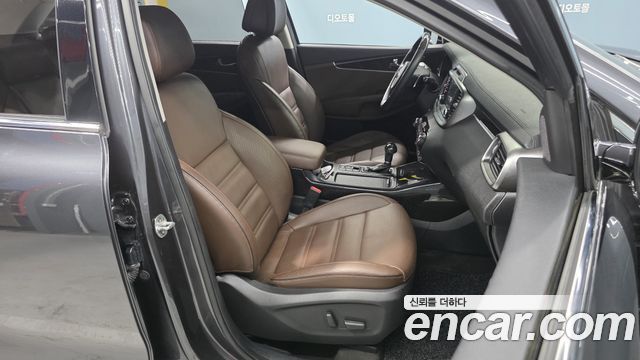 Kia Sorento 2016 — photo 13
