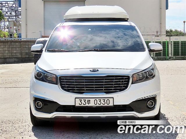 Kia Canival 2016 — photo 1
