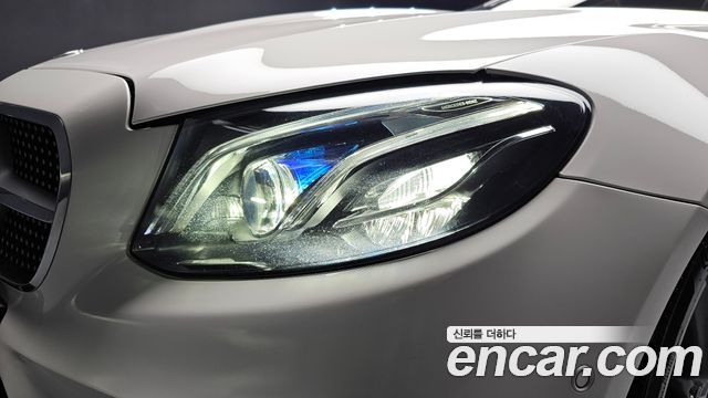 Mercedes-Benz E-Class 2019 — photo 8