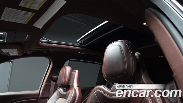 Lincoln Aviator 2021 — photo 20