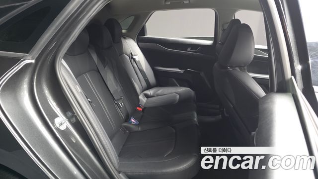 Kia K5 2023 — photo 12