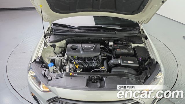Hyundai AVANTE 2017 — photo 6