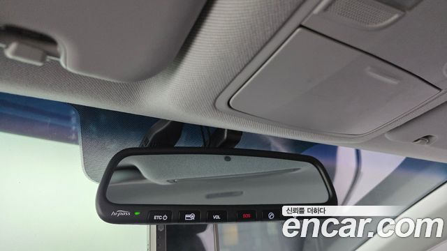Hyundai AVANTE 2017 — photo 30
