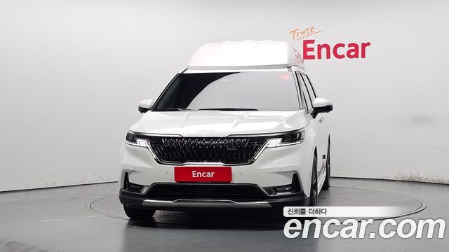 Kia Canival 2023 — photo 3