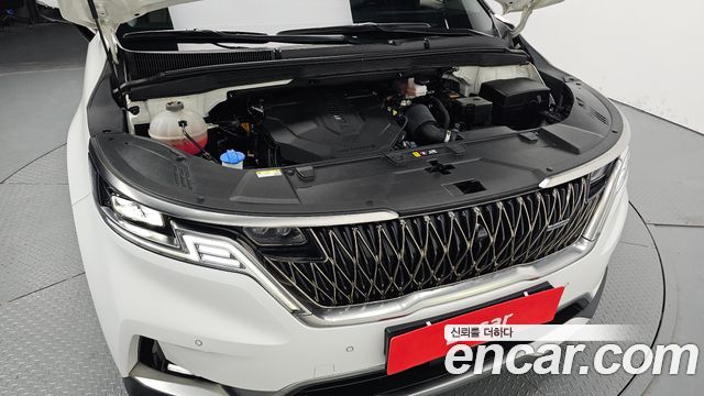 Kia Canival 2023 — photo 6