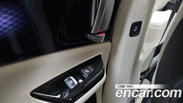 Kia Canival 2023 — photo 18