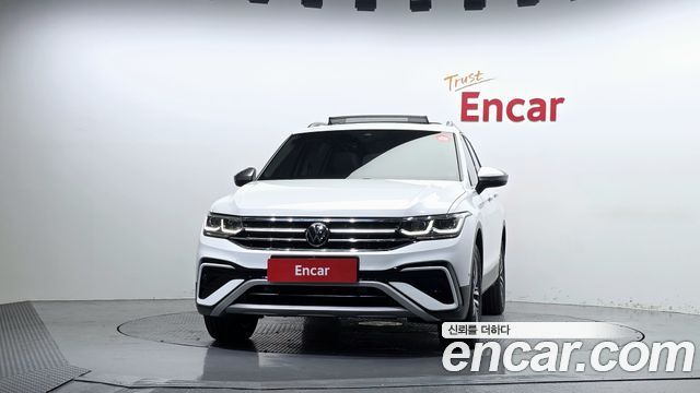 Volkswagen Tiguan 2023 — photo 3