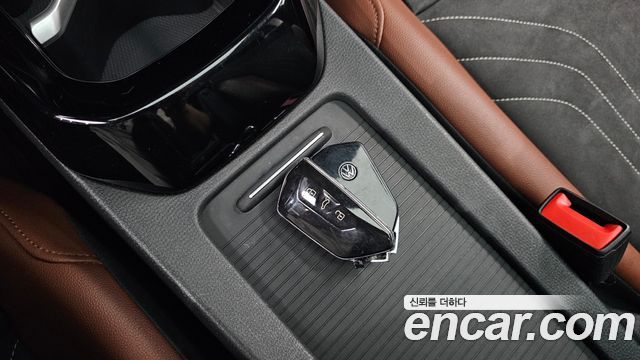 Volkswagen ID.4 2022 — photo 22