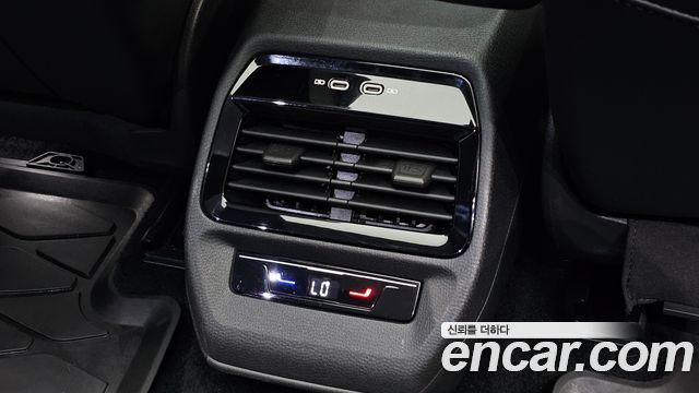 Volkswagen ID.4 2022 — photo 29